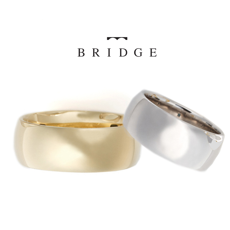 幅の大きい個性的なかわいい結婚指輪をご紹介。メレダイヤモンドのアレンジも可愛いです