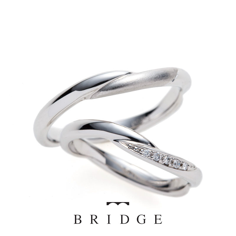 いざないの水神BRIDGE銀座の結婚指輪エタニティスタイル