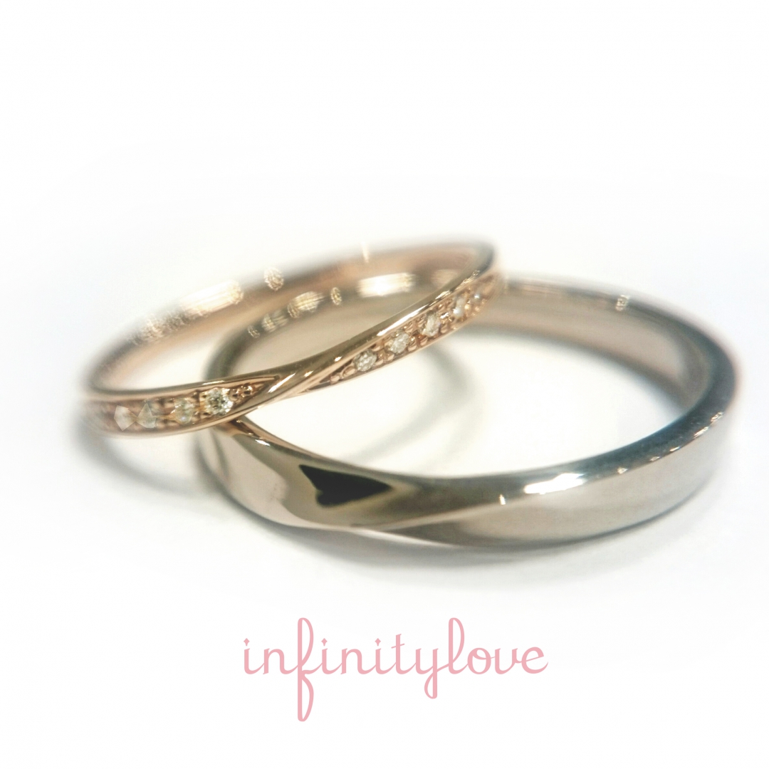 銀座で人気の華奢でかわいいハーフエタニティリングの結婚指輪と、幅広のカッコイイ結婚指輪です。