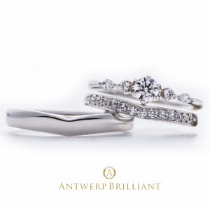 ブリッジ銀座東京では結婚指輪婚約指輪セット人気マーキースカットの５石ダイヤモンド