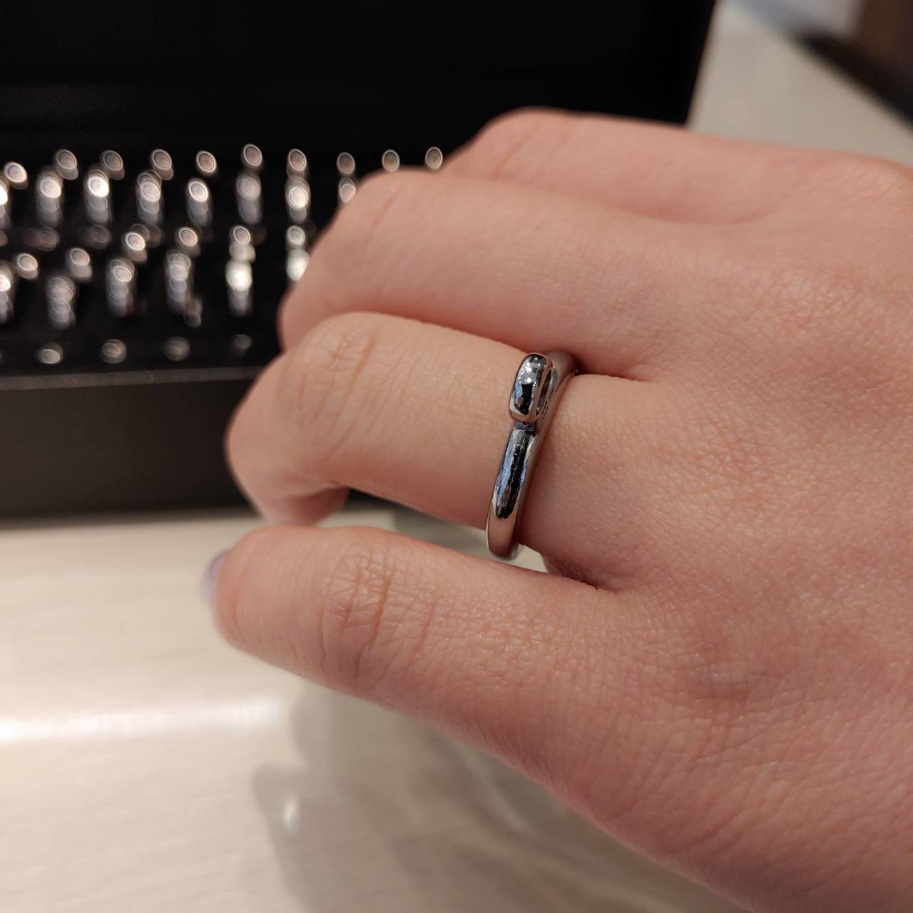 お家で簡単オンラインで結婚指輪や婚約指輪のサイズ測定できる