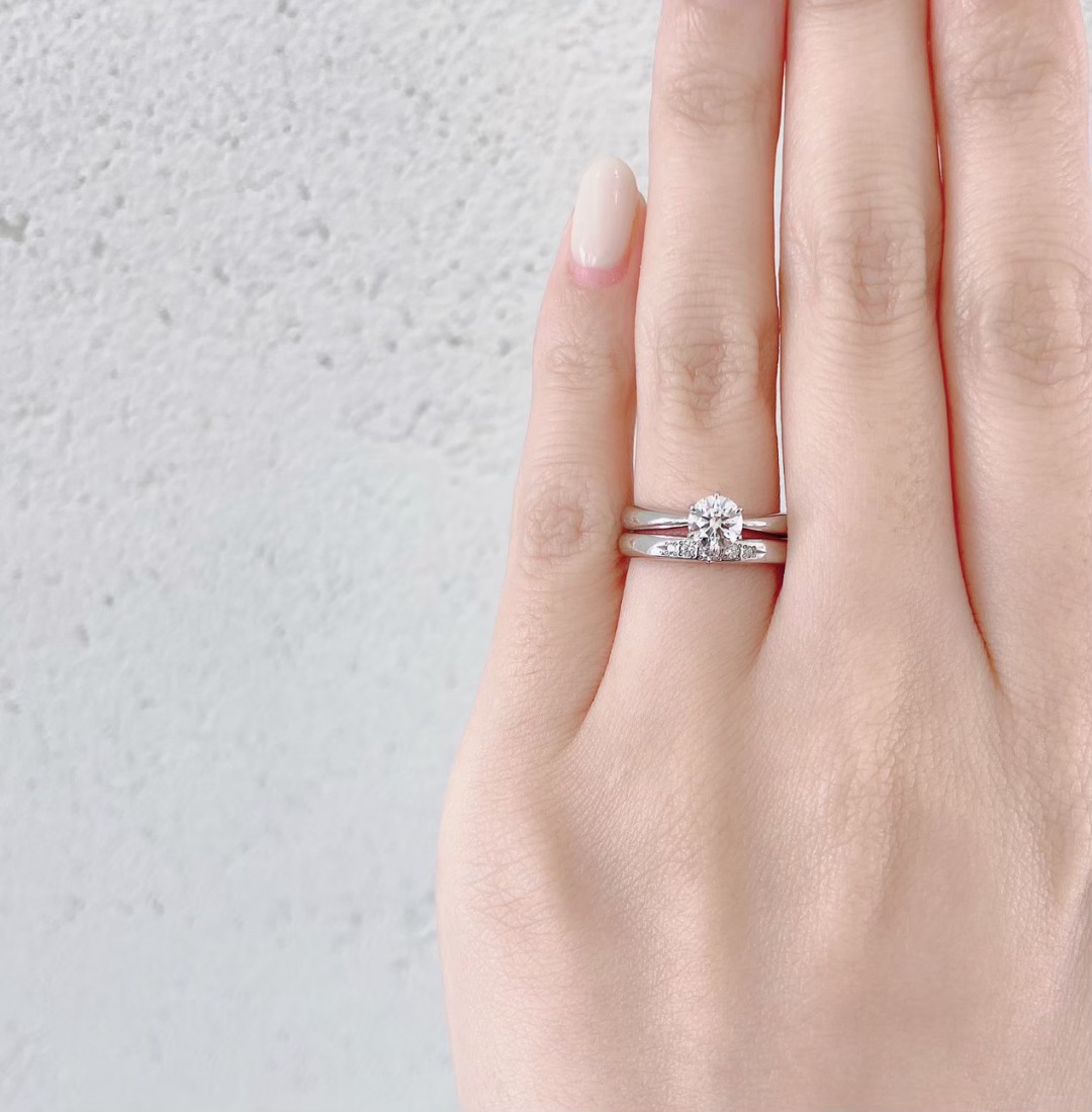 銀座で人気のシンプルで可愛い結婚指輪、婚約指輪
