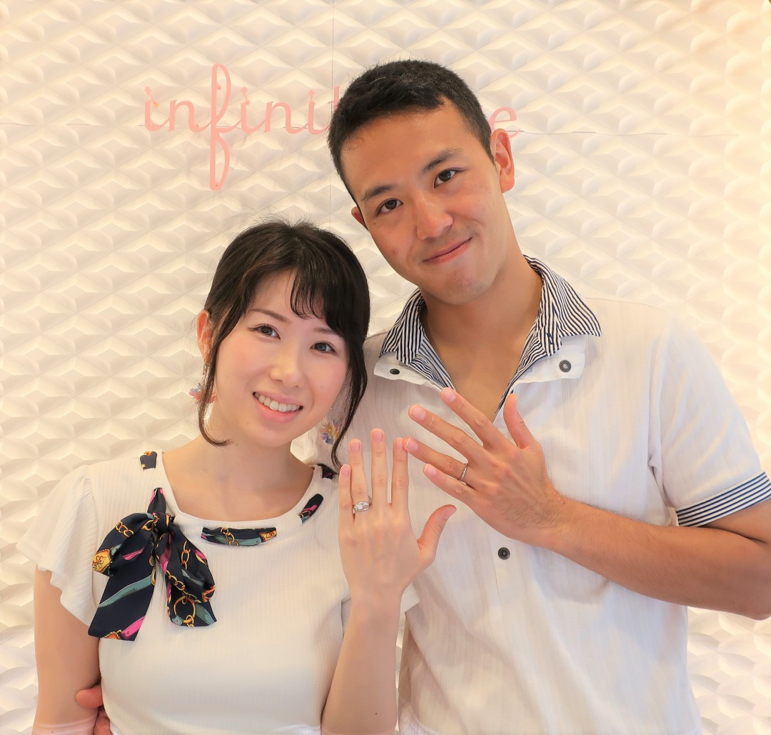 Beauty 妻に似合う鮮やかな指輪です!