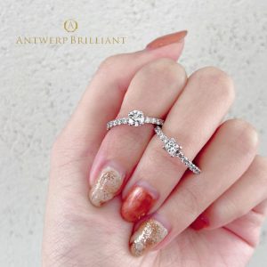 美しいアフリカ産ダイヤモンドを使用したハーフエタニティの婚約指輪　Antwerpbrilliant　DlineStar
