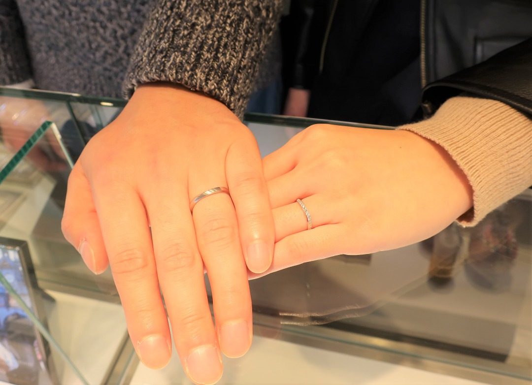 Vegaの結婚指輪　ダイヤモンドの輝き素敵です！！