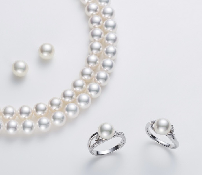 越年物パールは真珠層が厚巻で高品質、ナチュラルや無調色と呼ばれる上質パールはここから