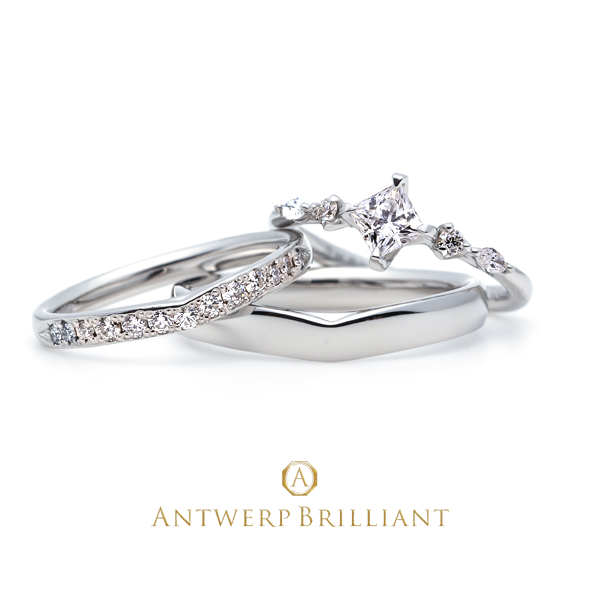 プリンセスカットダイヤモンドのオシャレでかわいいセットリングのファイブスターは、繊細なダイヤモンドセッティングがオシャレ。