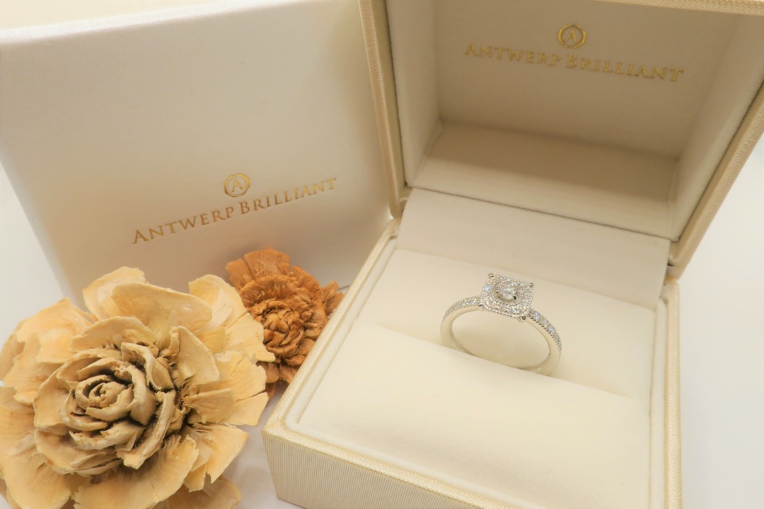 婚約指輪をリフォームしてダイヤモンドヘイローデザインにしました。