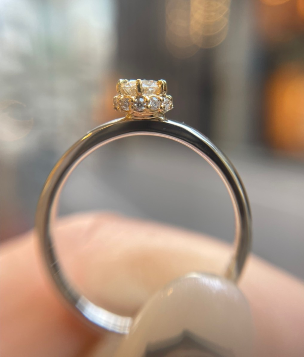 おしゃれでかわいい婚約指輪で人気の高いデザイン