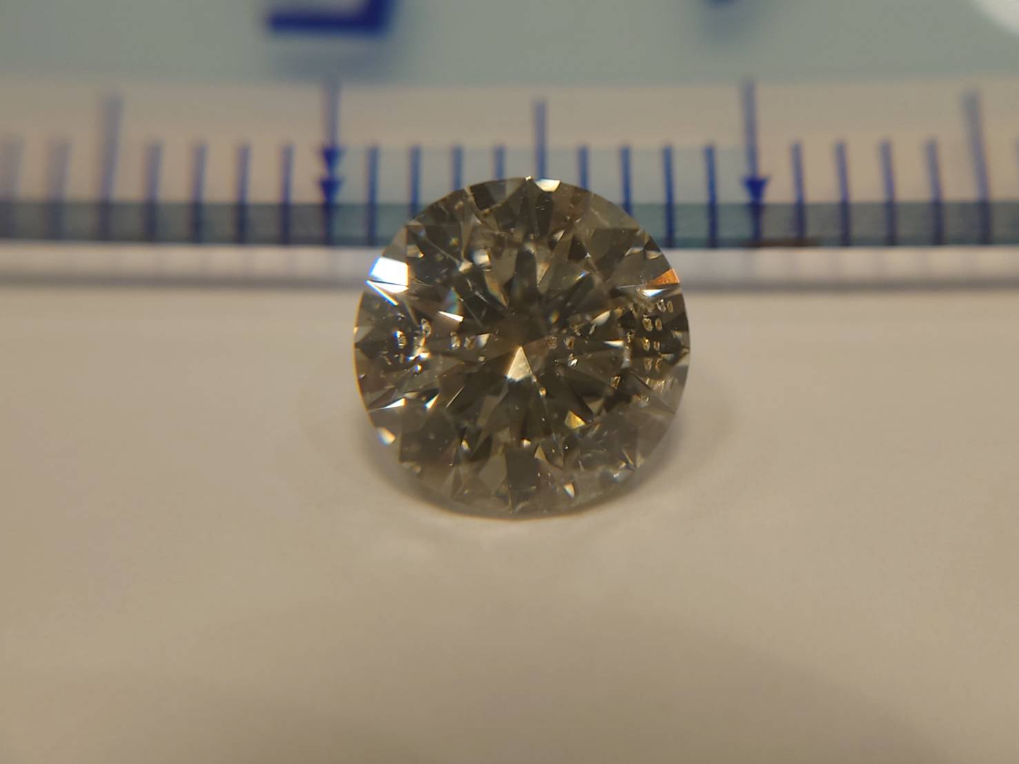 大粒ダイヤモンドでプロポーズのススメ１カラットオーバー