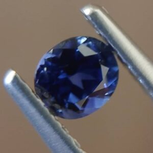 Royal blue sapphire 0.327ct