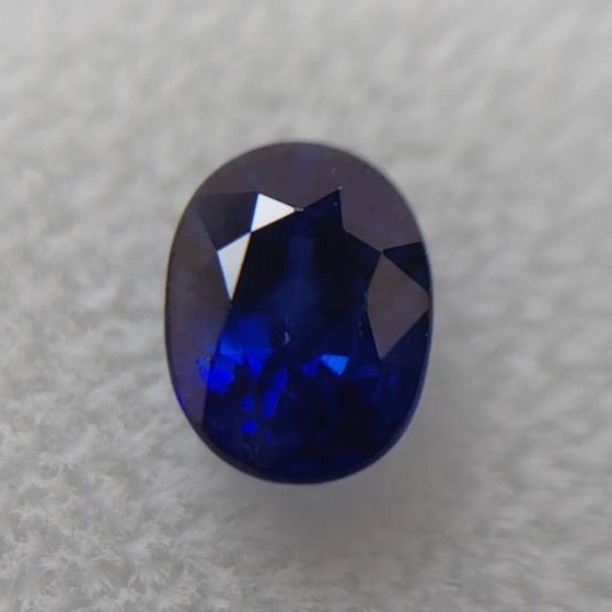 婚約指輪やプロポーズリングに人気のroyal blue sapphire 0.535ct