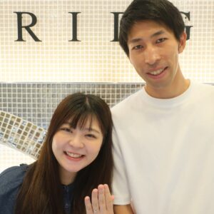 アットホームな雰囲気の中で、楽しく婚約指輪を選べました！