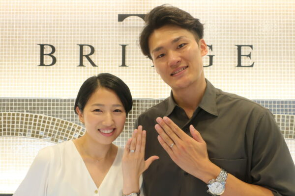 BRIDGE銀座で婚約指輪と結婚指輪を選んだお客様