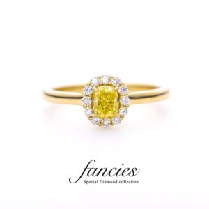 Fancy Vivid Yellow Diamond Ring