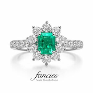 コロンビア産エメラルドを使用した婚約指輪