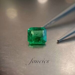 5月の誕生石コロンビア産のエメラルド0.760ct