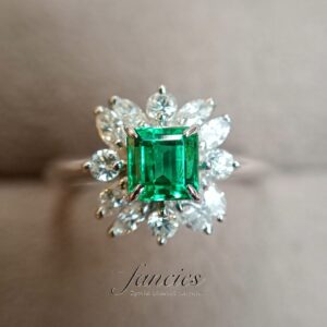 コロンビア産のビューティーグレードSの無含侵エメラルド0.57ct