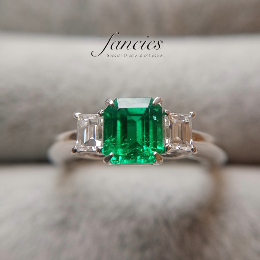 コロンビア産のビューティーグレードSの無含侵エメラルド0.8ct