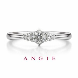 UNO 01Engagement Ring